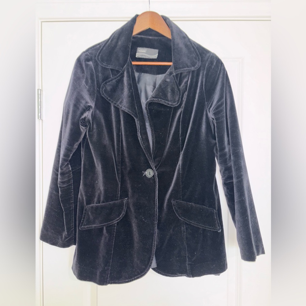 Vintage 70’s Black Velvet Blazer